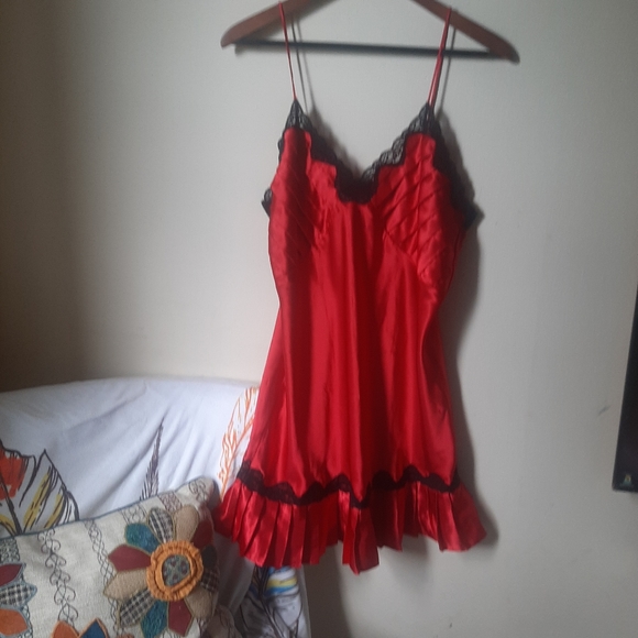 VTG Gold Victoria's Secret Lingerie Nightie Dress Satin 2 VS Ruffle - Picture 4 of 14